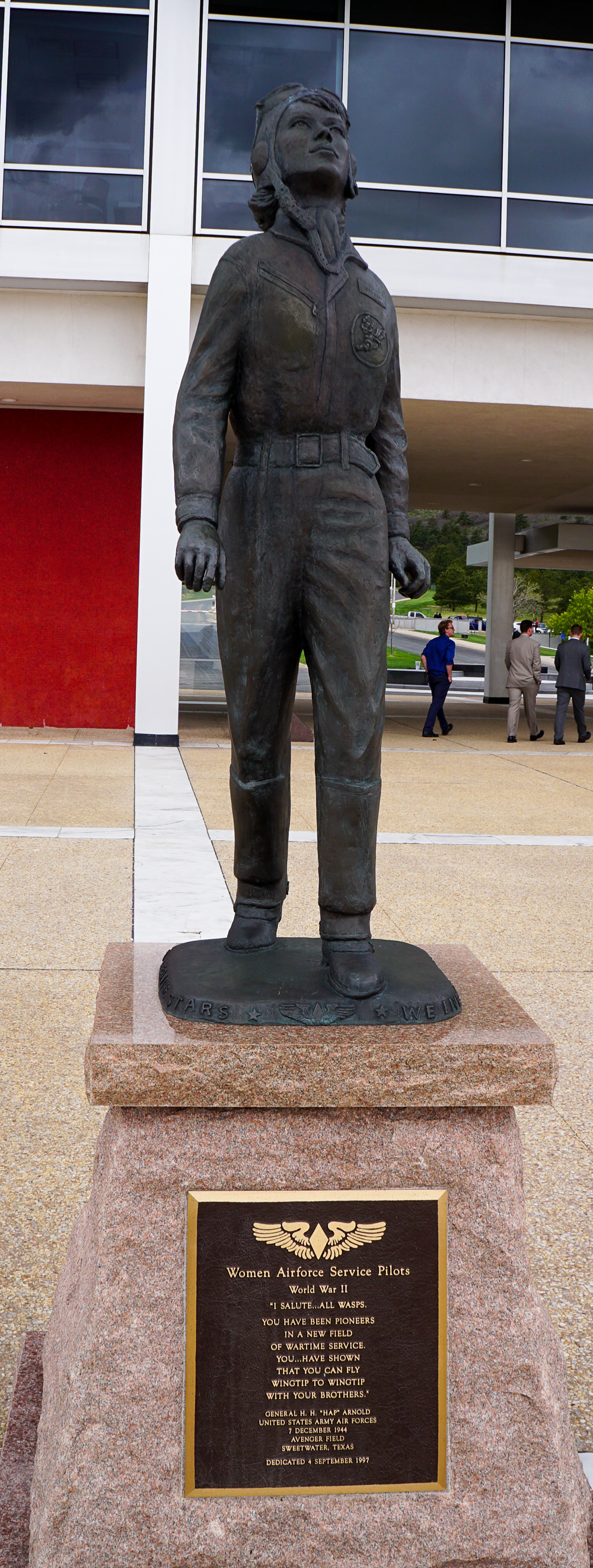 Women Airforce Service Pilot Statue